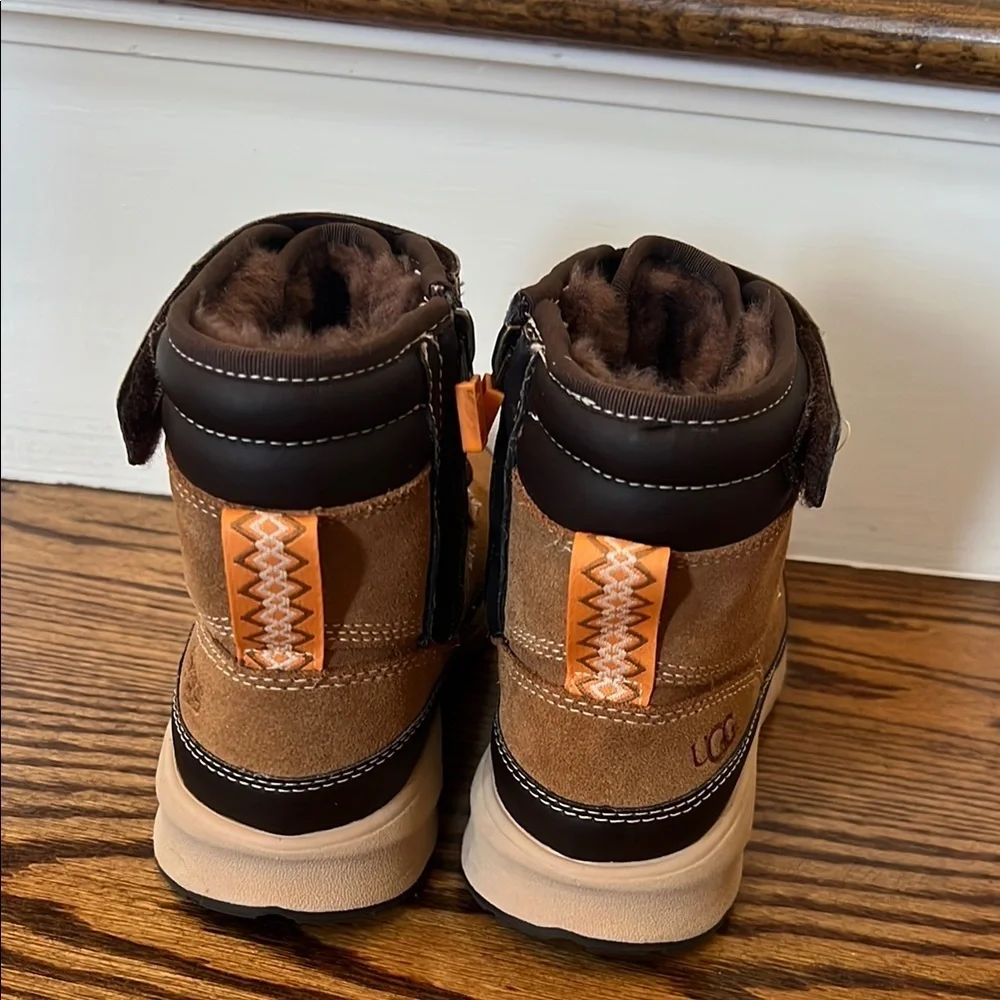 UGG Chestnut Arren Boots NWOT